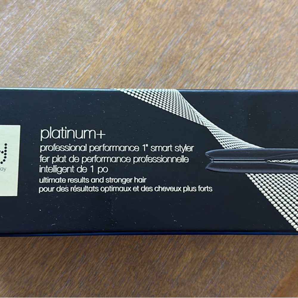 Ghd platinum+ 1 inch flat iron new in box